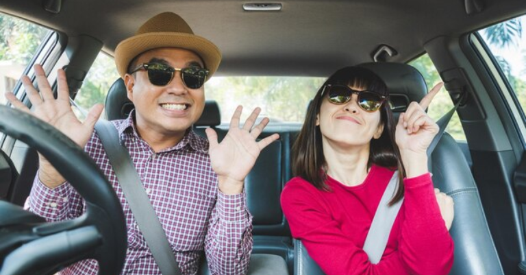 One-Way vs. Round-Trip Rides in Mumbai | Just Cab Hire Insights