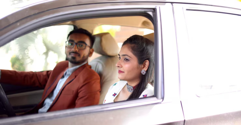 Explore South Mumbai by Cab – Top Routes & Must-Visit Stops with Just Cab Hire